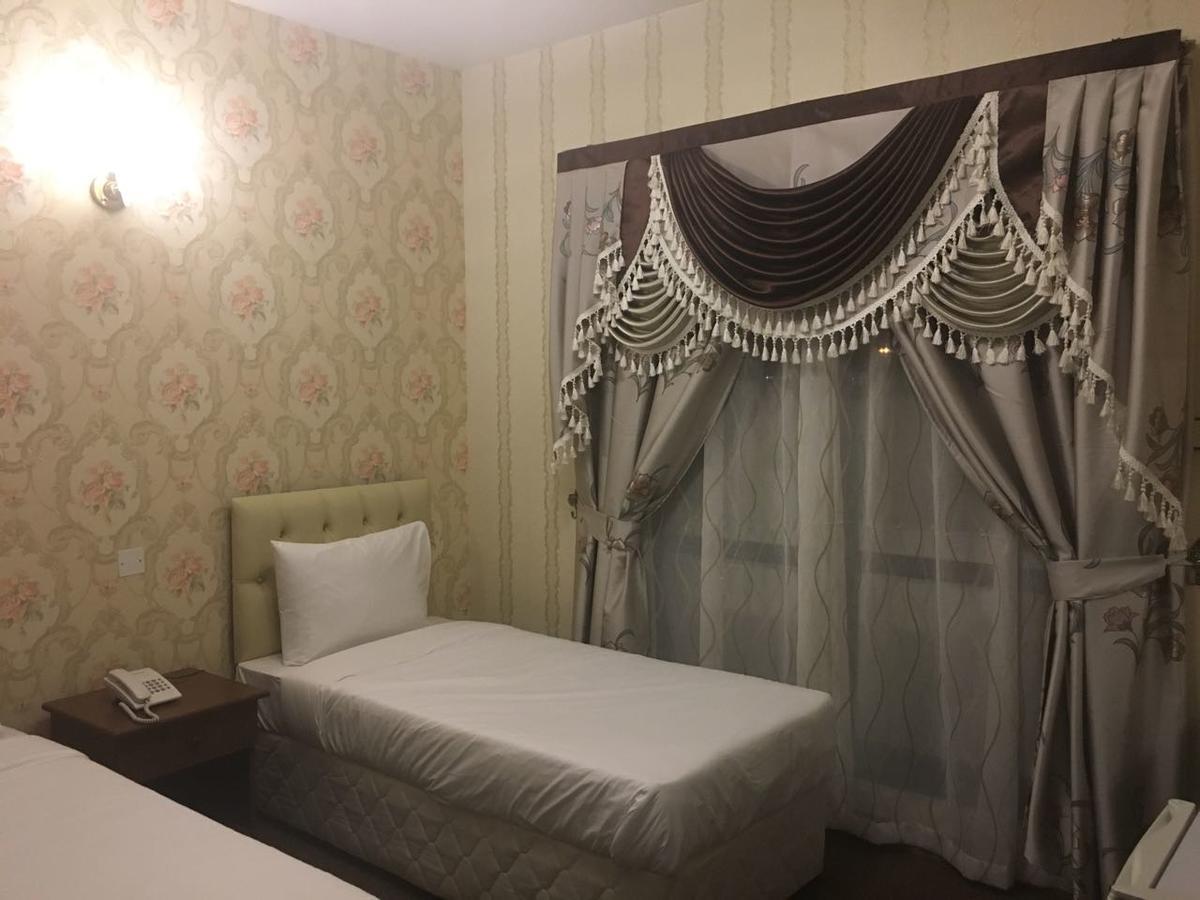 Royal Garden Hotel Dubai Eksteriør billede