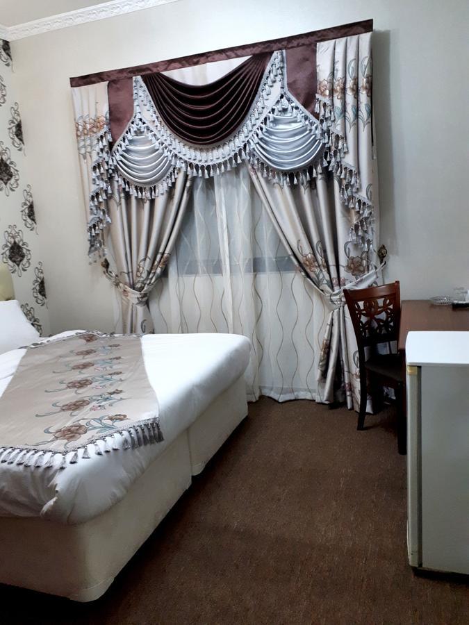 Royal Garden Hotel Dubai Eksteriør billede