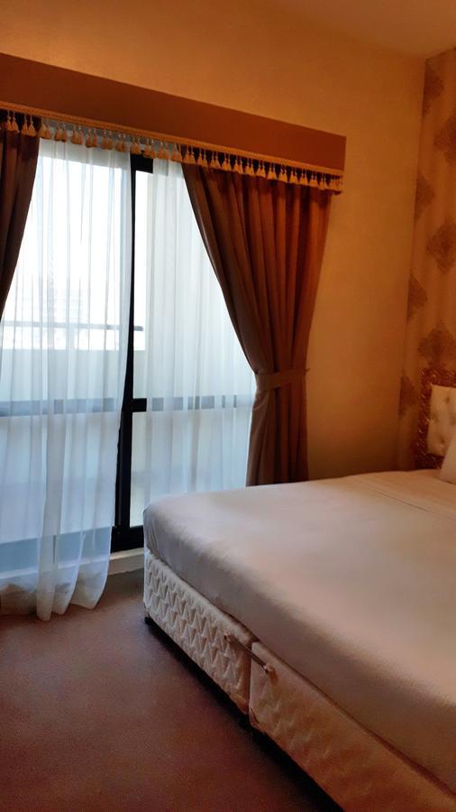 Royal Garden Hotel Dubai Eksteriør billede