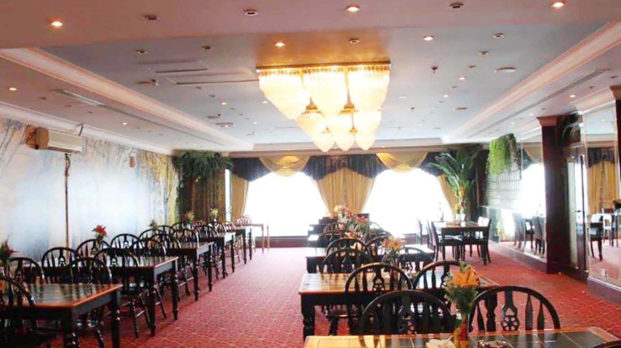 Royal Garden Hotel Dubai Eksteriør billede