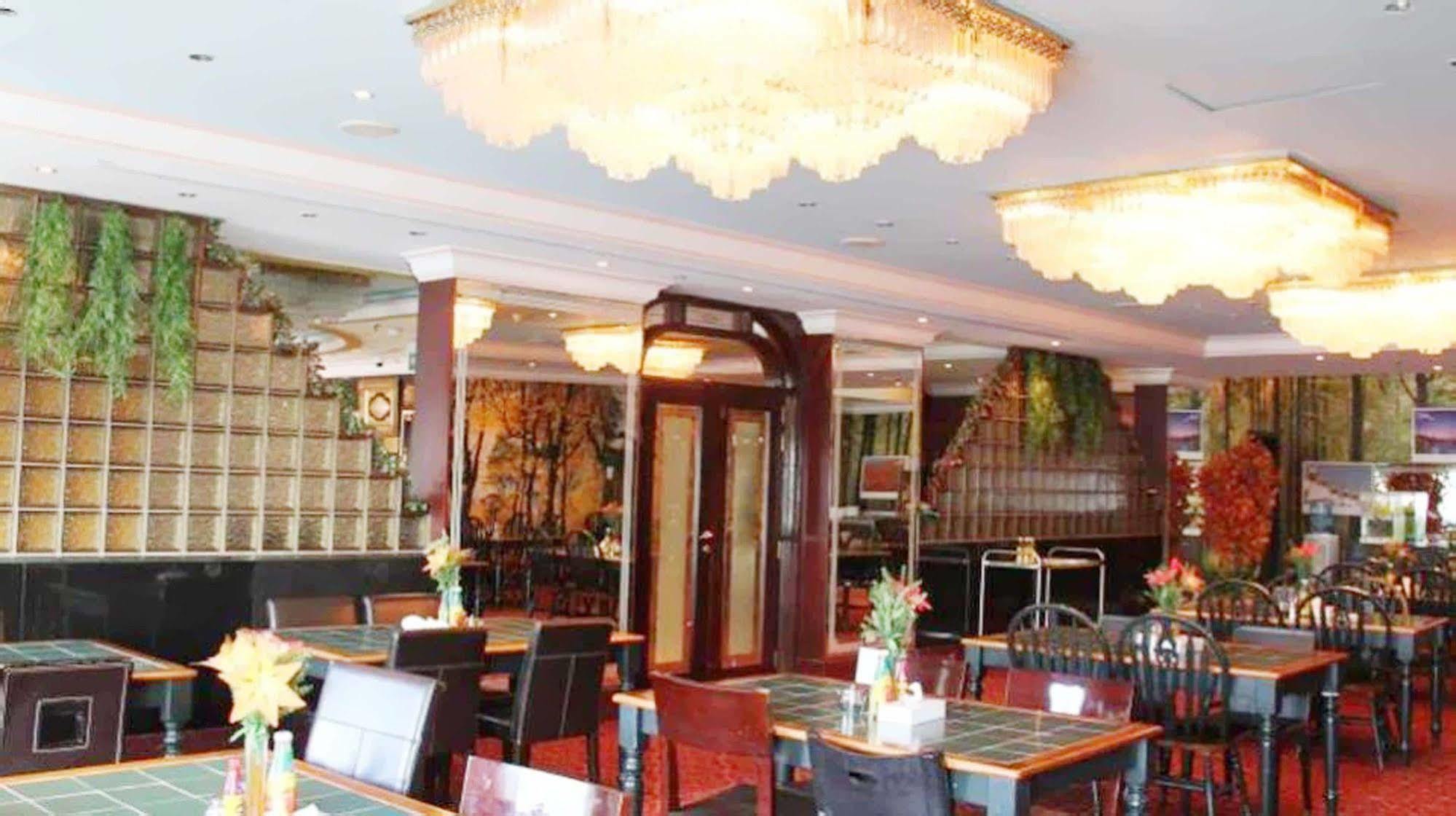 Royal Garden Hotel Dubai Eksteriør billede